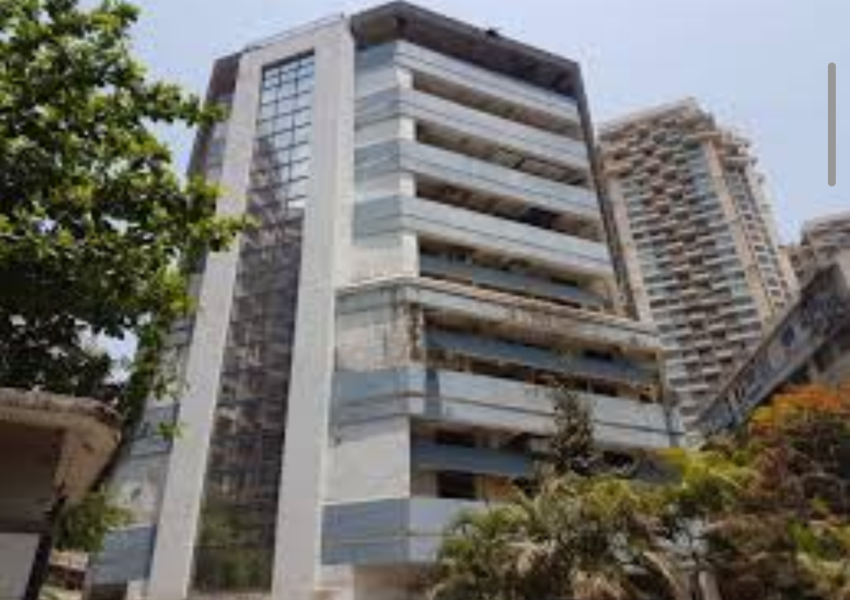 Commercial Office Space of 1350 sq.ft. Area for Rent at Morya House, Andheri West.
