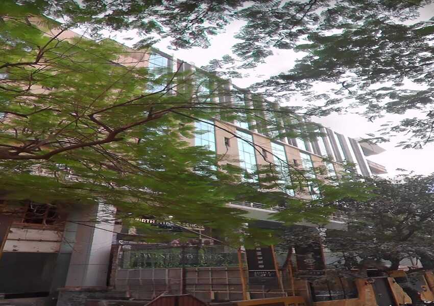 Commercial Office Space of 7500 sq.ft. Total Area for Rent at Morya Landmark, Andheri West.