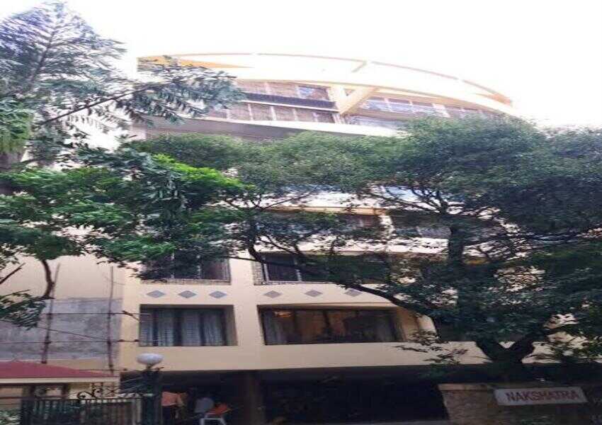 Fully Furnished 3 BHK Residential Apartment with Servant Room for Rent at Nakshatra Apartments, Bandra West.