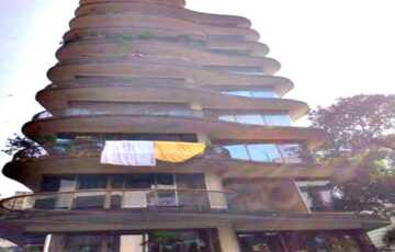 3 BHK Residential Apartment of 1250 sq.ft. Spacious Area for Sale at Dev Ashish, Khar West.