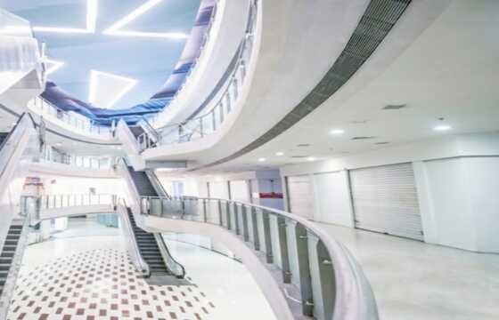 87 sq ft Office in Mall, Express Zone, in Malad East opposite Oberoi Mall