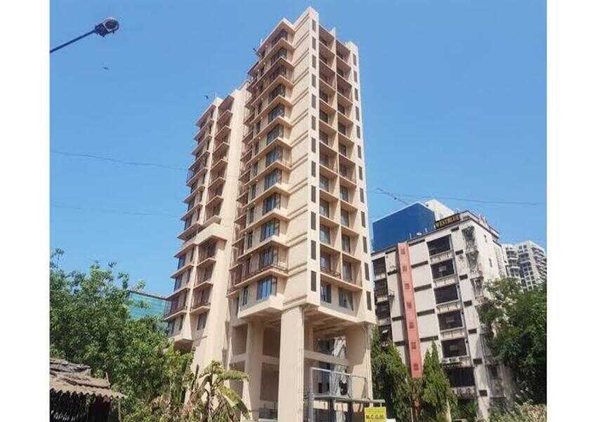 2 BHK Residential Apartment of 650 sq.ft. Area for Sale at Chitralekha Chs, Andheri West.