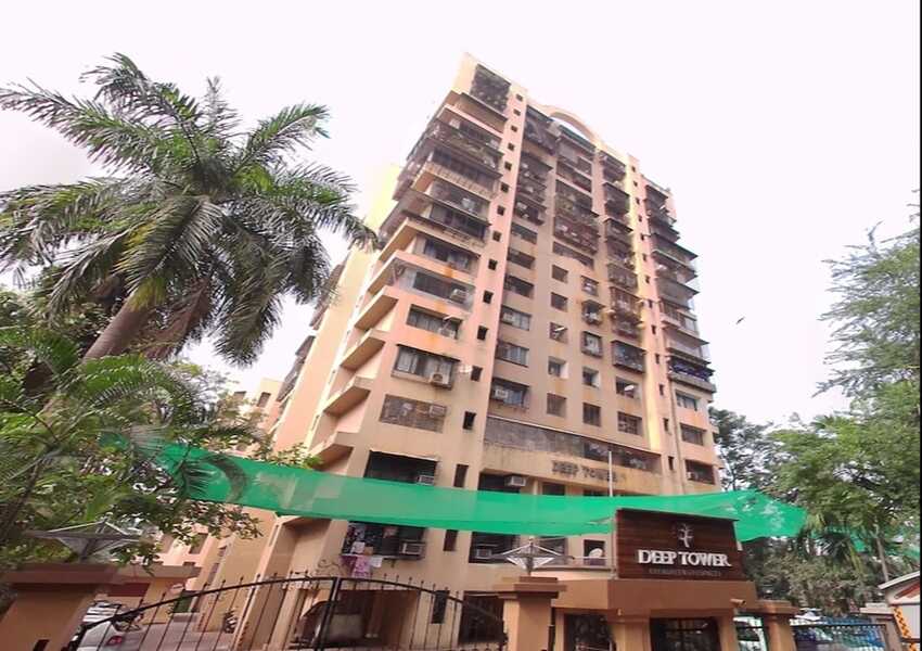 2 BHK Residential Apartment of 880 sq.ft. Built Up Area for Sale at Deep Tower, Andheri West.