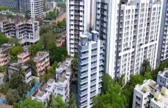 274 Sq ft Office for Rent in Upper Juhu Behind Rustomjee Elements rd. Location is Called DN Nagar, Unfurnished Space