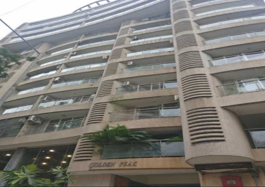 4 BHK Residential Apartment for Rent at Golden Peak, Khar West.