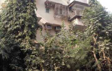 2 BHK Residential Apartment for Sale at Paramount, Andheri West.