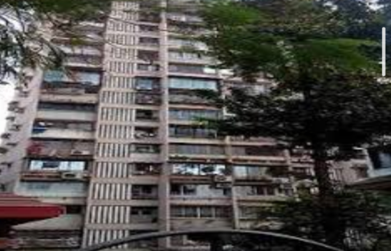 2 BHK Residential Apartment of 810 sq.ft. Area for Sale at Woodland , Oshiwara, Andheri West.