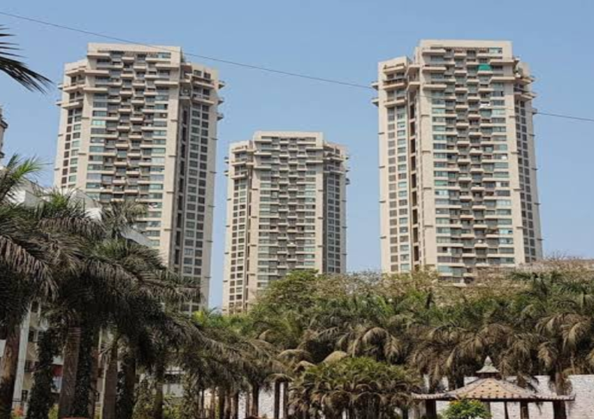 2.5 BHK+ 2.5 BHK Residential Apartment of 1760 sq.ft. Area at Oberoi Springs, Andheri West.