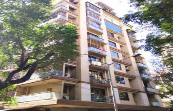 Semi Furnished 3 BHK Residential Apartment of 1547 sq.ft. Carpet Area for Sale at Warden Apartment, Bandra West.