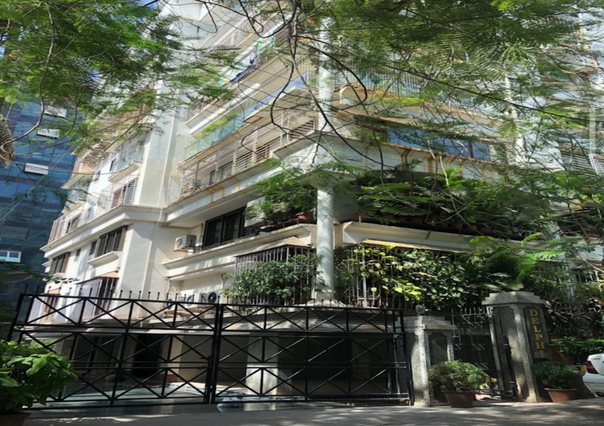 4 BHK Residential Apartment of 2000 sq.ft. Area for Sale at Delphi, Bandra West.
