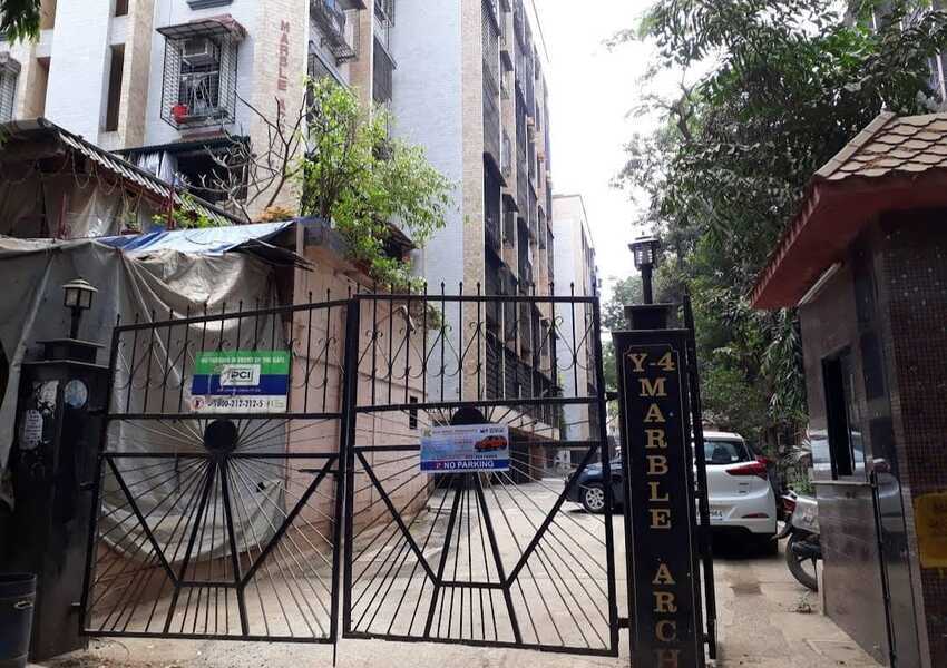 2 BHK Residential Apartment of 700 sq.ft. Carpet Area for Sale in Marble Arch, Andheri West.