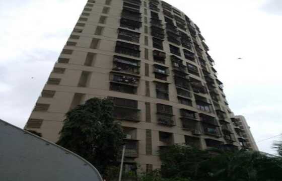 Fully Furnished 2 BHK Residential Apartment for Sale at Dheeraj Gaurav Heights, Andheri West.