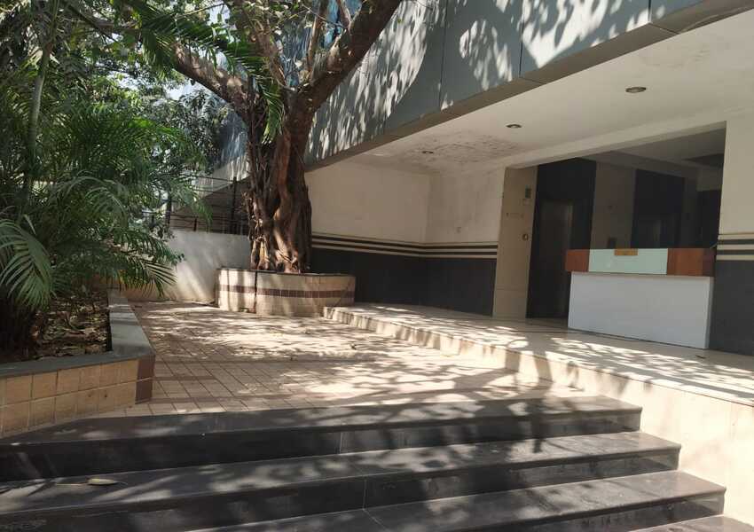 3500 sq ft carpet area Furnished Office for Rent in Andheri East at Telli Galli, Near the Station