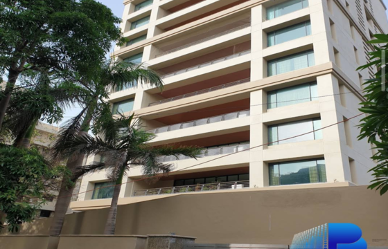 4 BHK Residential Apartment for Rent at Raheja Bay, Bandra West.