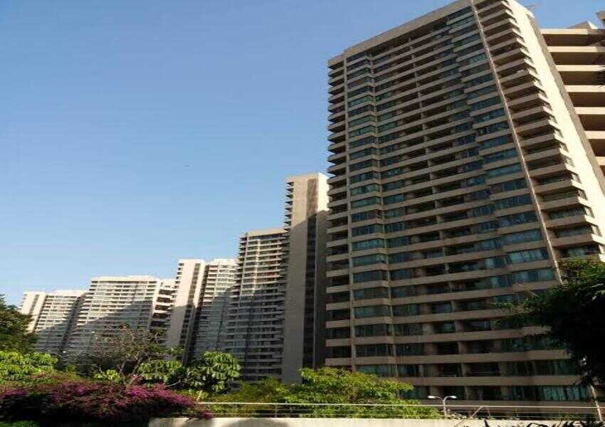 2.5 BHK Residential Apartment for Sale at Oberoi Splendor, Jogeshwari East.