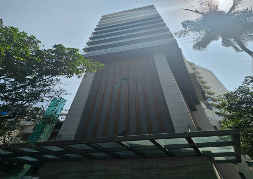 4 BHK Residential Apartment for Rent at Rustomjee La Fontaine , Bandra West.