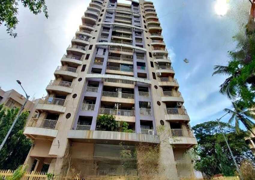 2 BHK Sea View Apartment of 715 sq.ft. Carpet Area for Sale in Kohinoor, Andheri West.