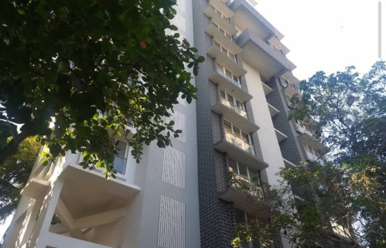 1 BHK Residential Apartment of 615 sq.ft. Area for Sale at Parijat Apartments, Santacruz West.