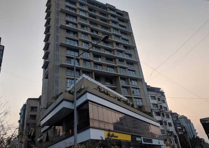 3 BHK Residential Apartment of 1050 sq.ft. Carpet Area for Sale at Amar Chalet, Juhu.