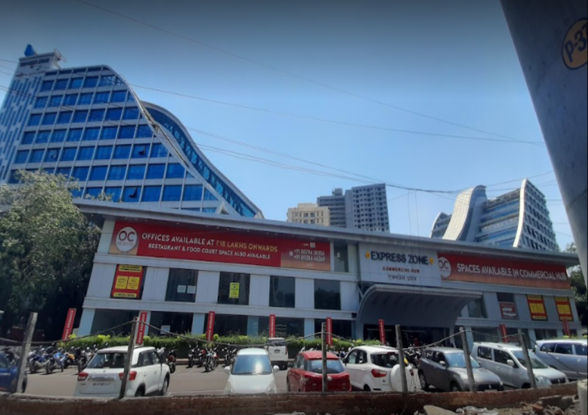 A 1174 sq.ft. Showroom available for Rent at Express Zone Mall in Malad East