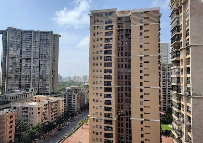 Semi Furnished 2 BHK Residential Apartment of 875 sq.ft. Area for Sale at Royal Classic, Andheri West.