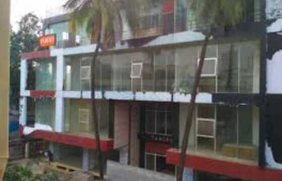 Commercial Space with Ready Setup for Branded Salon of 754 sq.ft. Carpet Area for Sale at Target Mall, Borivali West.