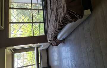 2 bhk Sea View Partial, for Rent with Direct Access to the Beach in Juhu