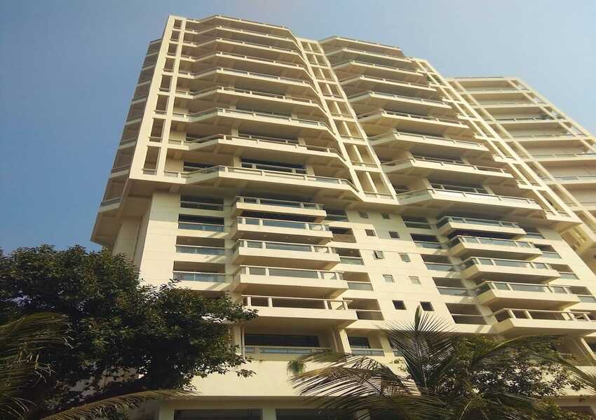 5 BHK Sea View Residential Apartment of 3200 sq.ft. Spacious Area for Sale at Bay View, Andheri West.