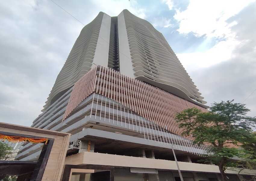3 BHK Residential Apartment of 1060 sq.ft. Area for Sale at The Park Residency, Andheri West.