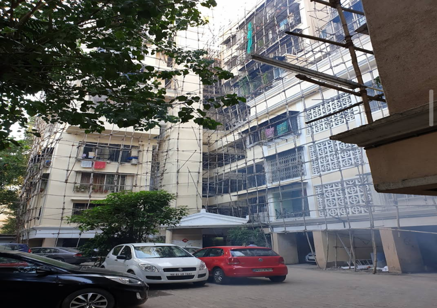 3 BHK Residential Apartment for Rent at Jolly Apartments, Santacruz West.
