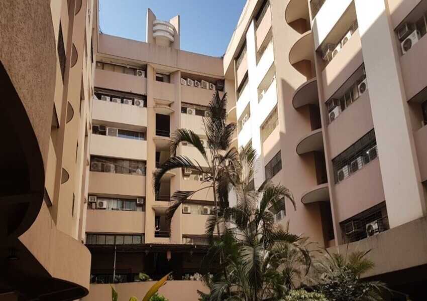 Distress Sale- 2031 Sq.ft. (Built Up Area),Furnished Commercial Office at Remi Bizcourt, Azad Nagar, Andheri West.