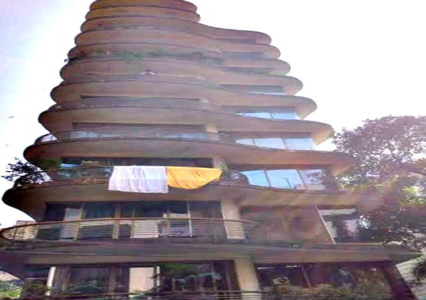 3 BHK Residential Apartment of 1250 sq.ft. Spacious Area for Sale at Dev Ashish, Khar West.