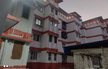Peaceful office space in private Society on ground floor