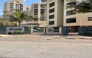 4 BHK Duplex of 2000 sq.ft. Spacious Area for Sale at Meghdoot, Andheri West.