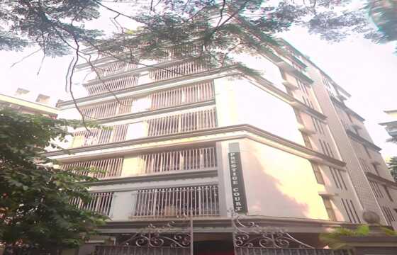 3 BHK Residential Apartment of 1300 sq.ft. Area for Sale at Prestige Court, Khar West.