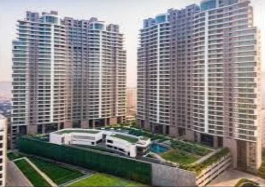 4 BHK Residential Apartment for Sale at Windsor Grande, Andheri West.