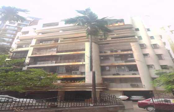 4 BHK Duplex Apartment of 2100 sq.ft. Area with Terrace for Sale at Greenfield, East Ave, Santacruz West.