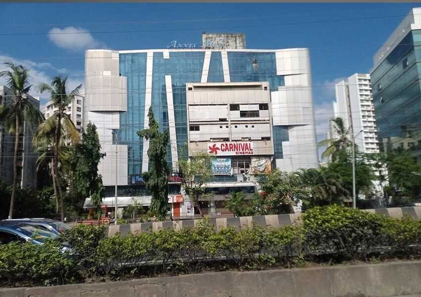 Commercial Office Space of 100 sq.ft. Carpet Area for Rent at Annex Mall, Kandivali East.