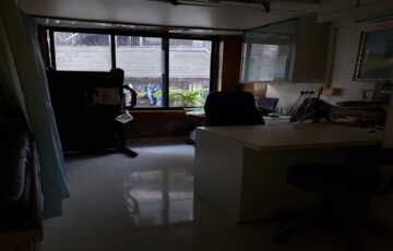 580 sq ft Office Space for Rent or Sale on Linking Road, Khar West, Suitable for Doctors or Office