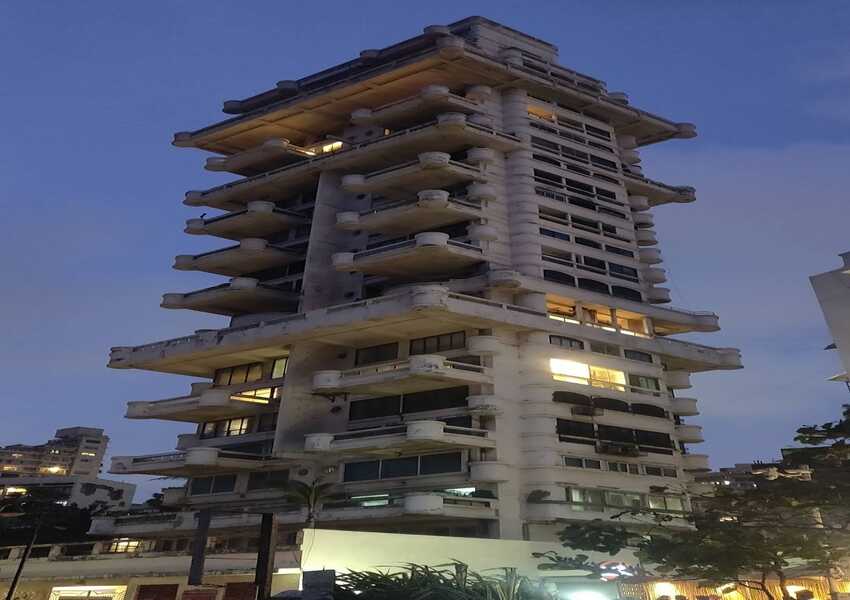3 BHK Residential Apartment of 1100 sq.ft. Carpet Area for Sale at Mayfair Muse, Bandra West.