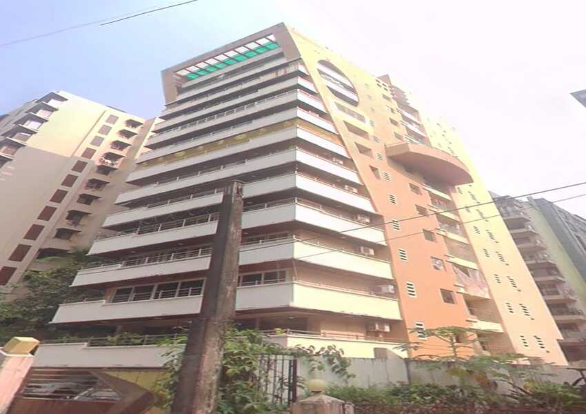 Fully Furnished 4 BHK converted to 3 BHK Residential Apartment for Rent at Gayatri Palazzo, Santacruz West.