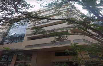 Pre Leased Fully Furnished Commercial Office Space of 1100 sq.ft. Carpet Area for Rent at Raheja Plaza, Andheri West.