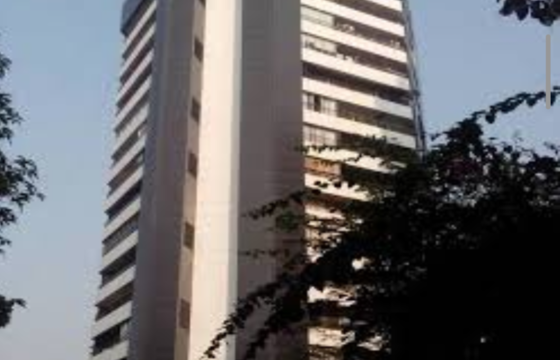 3 BHK Residential Apartment for Rent at Le Papilion, Bandra West.