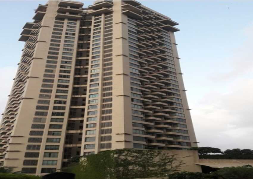 5 BHK Jodi Apartment of 2590 sq.ft. Area for Sale at Oberoi Spring, Andheri West.