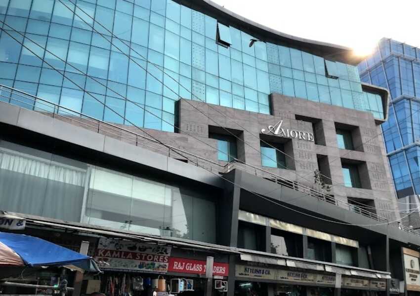 Distress Commercial Shop Space of 620 sq.ft. Total Area at Amore, Khar West.