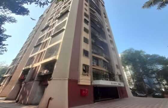 Semi Furnished 3 BHK Sea View Apartment+ Terrace of 2000 Carpet Area for Rent at Cliff Tower, Andheri West.