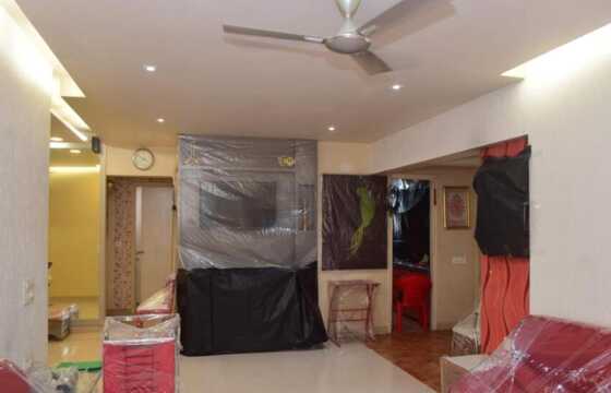 Fully Furnished 4 BHK Residential Apartment of 1900 sq.ft. Area in Rushi Tower, Lokhandwala, Andheri West.