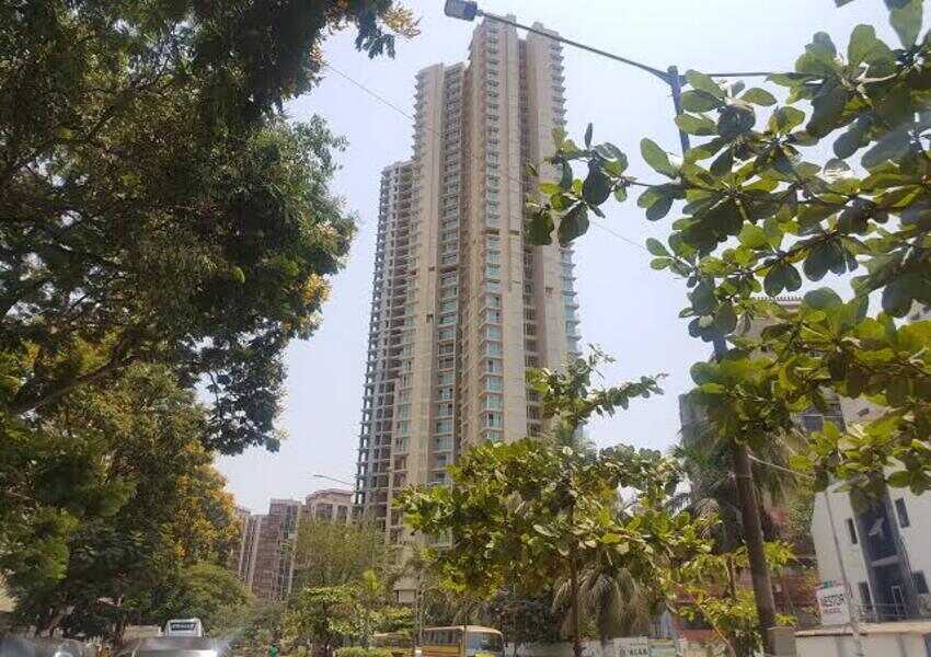 2 BHK Sea View Residential Apartment of 864 sq.ft. Area for Sale at RNA NG Eclat, Lokhandwala, Andheri West.
