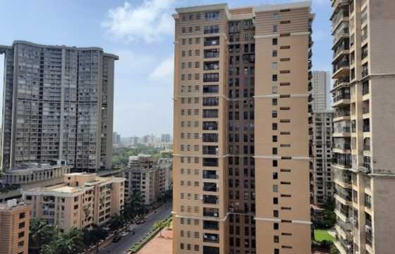 Semi Furnished 2 BHK Residential Apartment of 875 sq.ft. Area for Sale at Royal Classic, Andheri West.