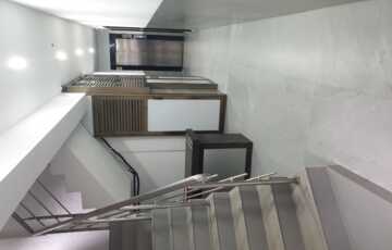 274 Sq ft Office for Rent in Upper Juhu Behind Rustomjee Elements rd. Location is Called DN Nagar, Unfurnished Space